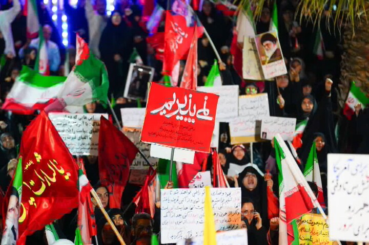 تصاویر/ چله‌ی سوم لبیک به فرمان امام در میدان توحید قم