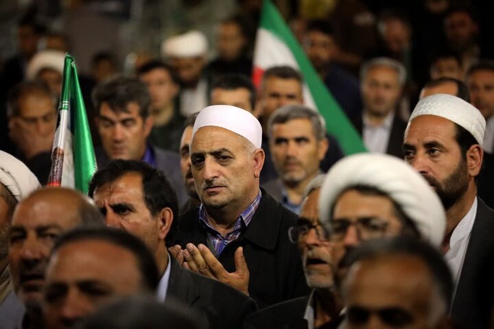 تصاویر/ حضور حماسی مردم چالدران در حمایت از نظام اسلامی در صد و پنجمین شب متوالی