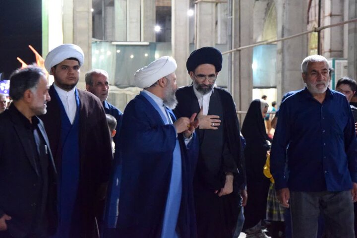 تصاویر/صدوپنجمین شب اجتماع شبانگاهی مردم آران و بیدگل  و چاووش خوانی و تعزیه پیشواز ماه محرم