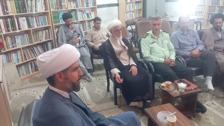 تصاویر/جلسه شورای برنامه‌ریزی دهه محرم شهرستان کامیاران