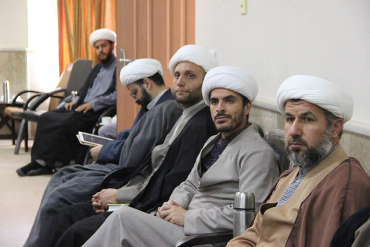 تصاویر / اولین دوره کارگاه آموزش وصیت نامه نویسی در مرکز مدیریت حوزه علمیه استان قزوین برگزار شد