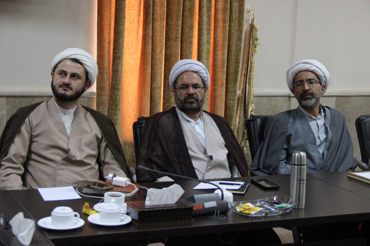 تصاویر / اولین دوره کارگاه آموزش وصیت نامه نویسی در مرکز مدیریت حوزه علمیه استان قزوین برگزار شد