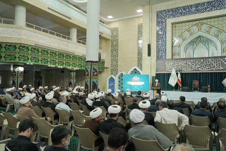 همایش طلایه داران تبلیغ در زنجان