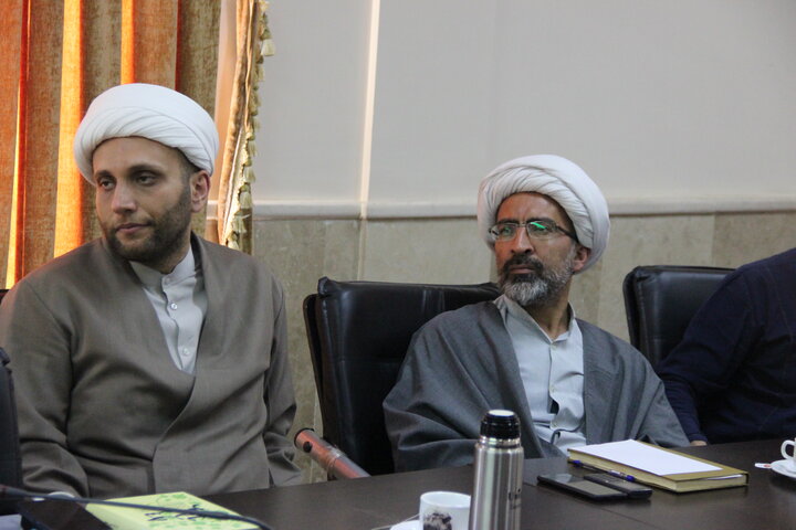تصاویر / ادامه کارگاه آموزشی وصیت نامه نویسی با حضور اساتید حوزه علمیه قم در مرکز مدیریت حوزه علمیه استان قزوین