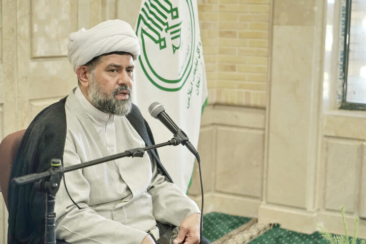 تصاویر / نشست اساتید و فعالان مراکز معارف اسلام ناب استان زنجان