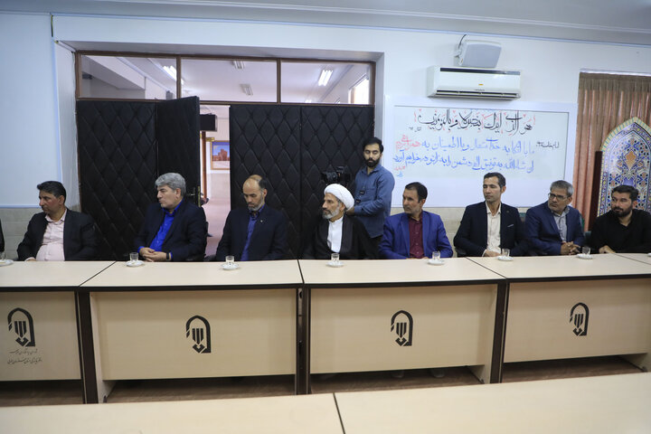 وزیر آموزش و پرورش