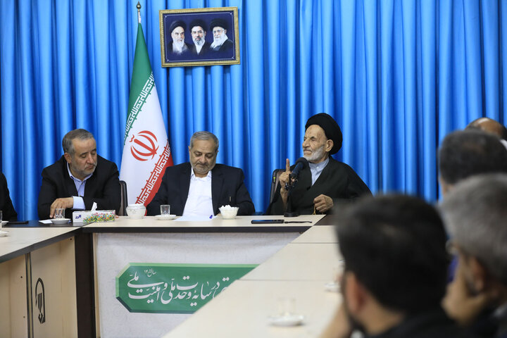 وزیر آموزش و پرورش