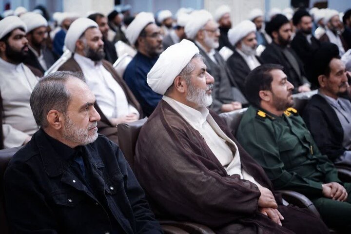 تصاویر/ همایش طلایه داران جهاد تبیین و مقاومت و بیعت با ولایت