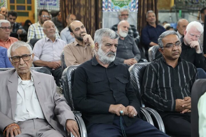 تصاویر/جلسه شورای هیَئات مذهبی شهرستان سمنان در آستانه ماه عزای حسینی با حضور  نماینده ولی‌فقیه در استان سمنان
