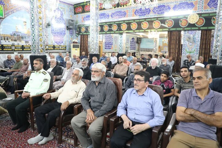 تصاویر/جلسه شورای هیَئات مذهبی شهرستان سمنان در آستانه ماه عزای حسینی با حضور  نماینده ولی‌فقیه در استان سمنان