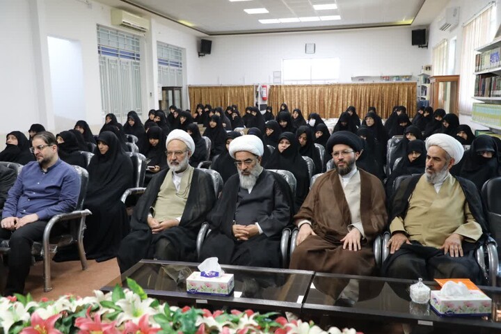 تصاویر/ نشست اخلاقی، تبیینی و بصیرتی آیت‌الله فاضل لنکرانی در جمع کادر مدیریت، مدیران و اساتید مدارس علمیه خواهران