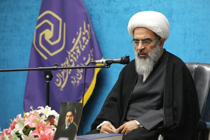تصاویر/ نشست اخلاقی، تبیینی و بصیرتی آیت‌الله فاضل لنکرانی در جمع کادر مدیریت، مدیران و اساتید مدارس علمیه خواهران