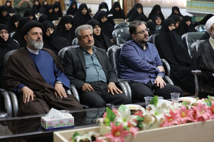 تصاویر/ نشست اخلاقی، تبیینی و بصیرتی آیت‌الله فاضل لنکرانی در جمع کادر مدیریت، مدیران و اساتید مدارس علمیه خواهران
