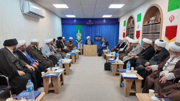 تصاویر/ گردهمایی ائمه جمعه استان سمنان در دفتر نماینده ولی‌فقیه در استان سمنان
