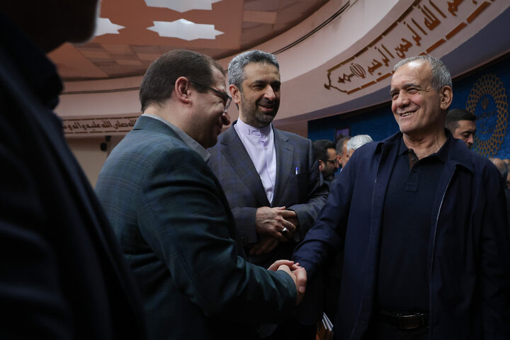 نشست صمیمی رئیس جمهور با مدیران رسانه‌ها