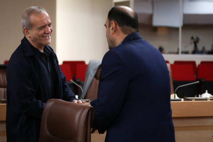 نشست صمیمی رئیس جمهور با مدیران رسانه‌ها