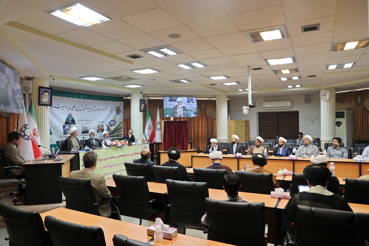 تصاویر/ آیین رونمایی از مجموعه مقالات همایش غدیر و پوستر همایش بین‌المللی «غدیر در میراث عارفان مسلمان»