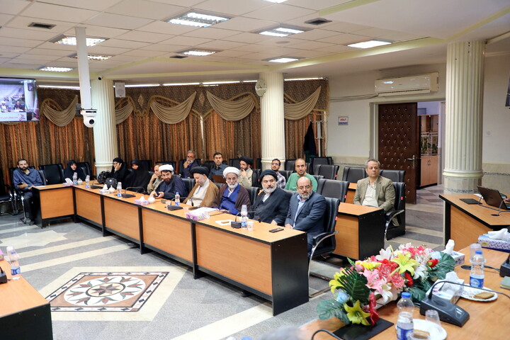 تصاویر/ آیین رونمایی از مجموعه مقالات همایش غدیر و پوستر همایش بین‌المللی «غدیر در میراث عارفان مسلمان»