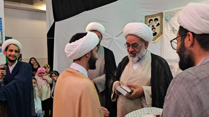تصاویر/ نخستین مراسم عمامه گذاری در سیرجان