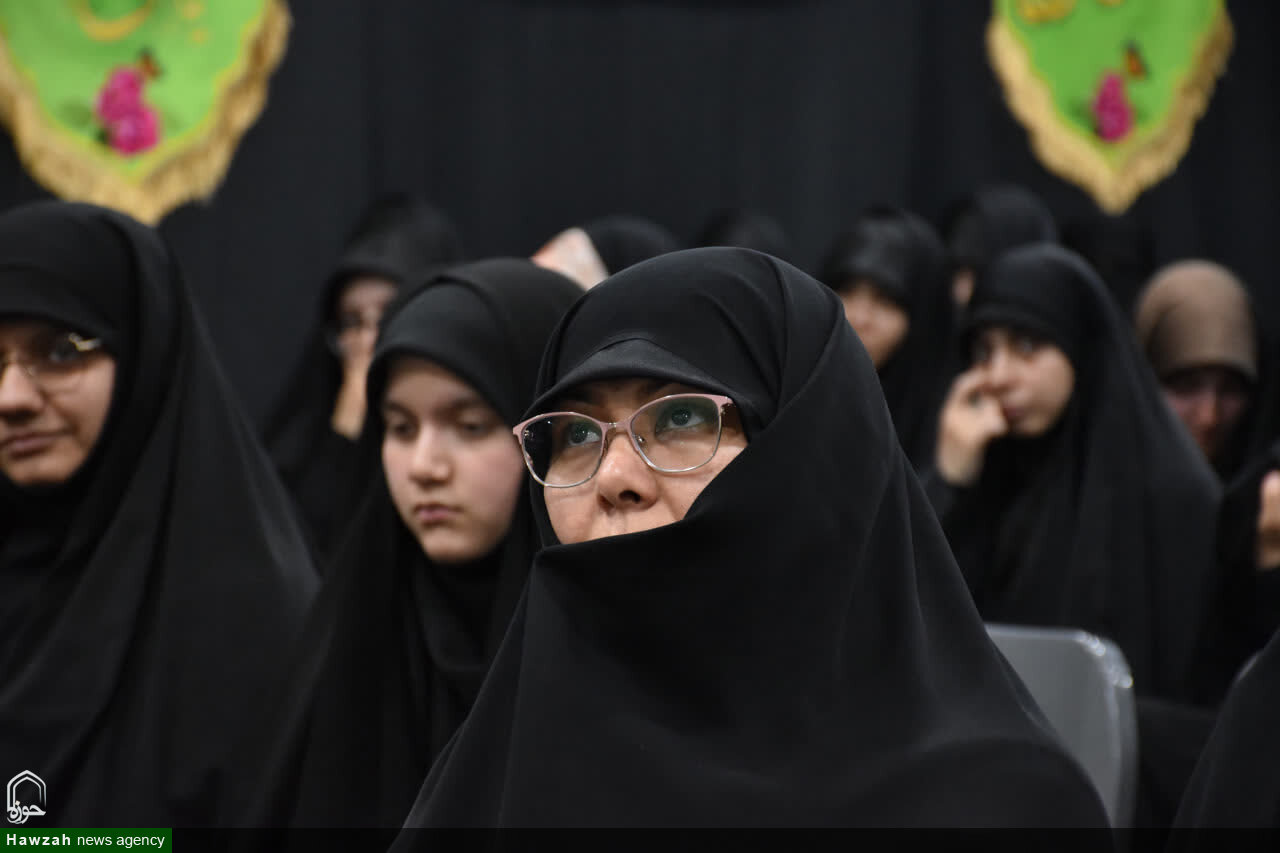 ساختار آموزشی حوزه‌های خواهران باید بر مبنای خانواده بازطراحی شود