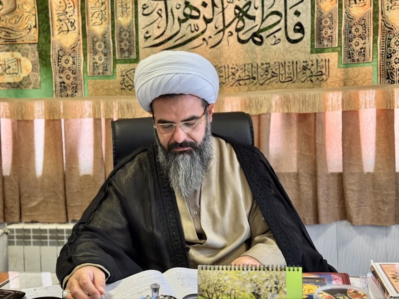 کربلا؛ مرز میان تماشاچیان تاریخ و سربازان حق