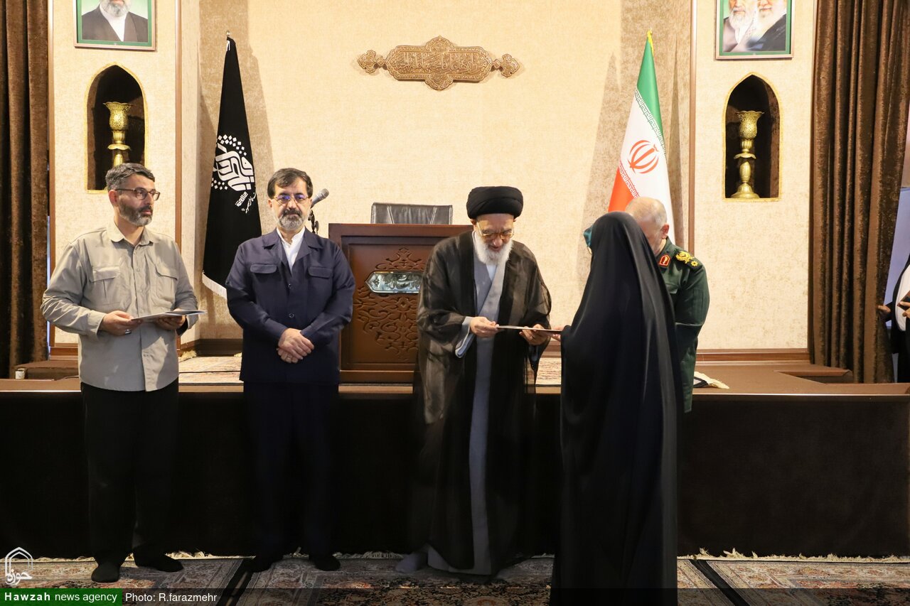 حضور بانوان در مواکب تجلی اسلام اجتماعی است