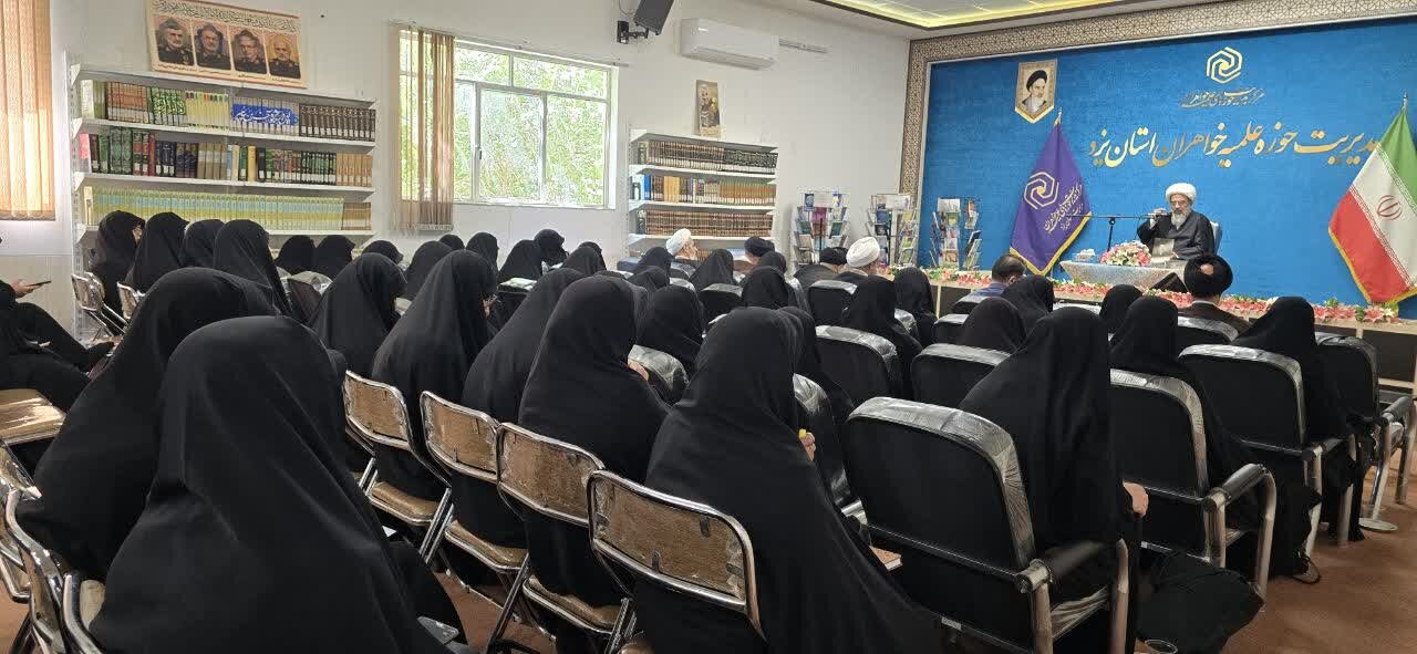 عاشورا جلوهای از «جهاد ذَبّی» و مدرسه عظیم مقاومت در صیانت از اسلام ناب است+تصاویر