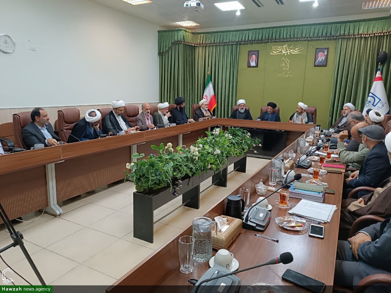 بازدید سیدسعیدرضا عاملی، رئیس شورای تحول علوم انسانی شورای عالی انقلاب فرهنگی از دفتر تبلیغات اسلامی