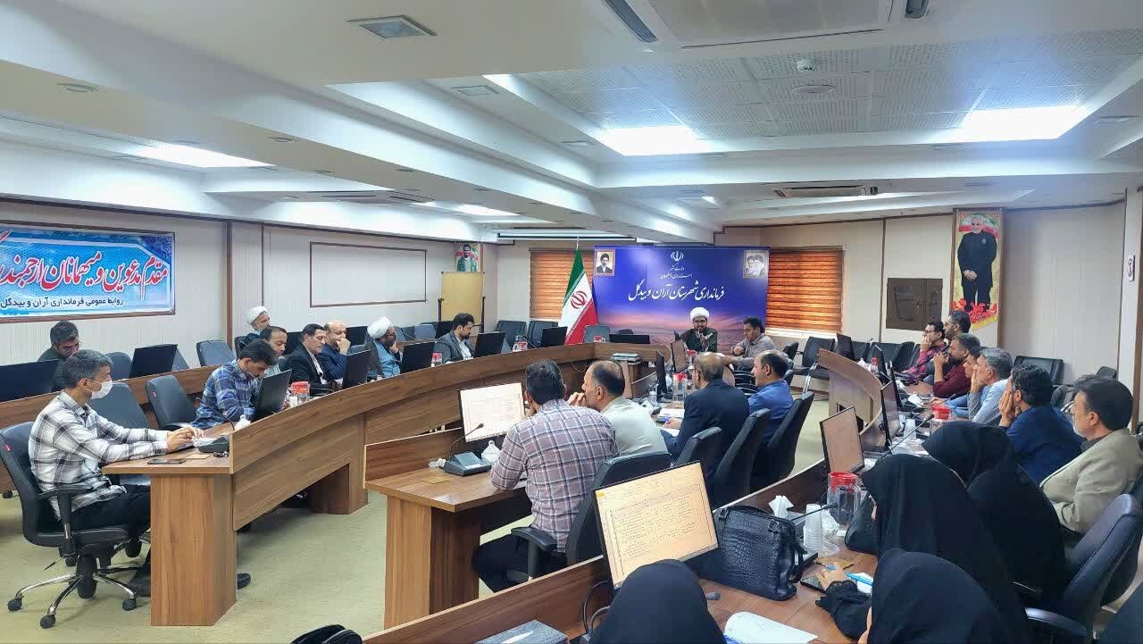 اولین نشست رابطین نماز ادارات آران و بیدگل برگزار شد