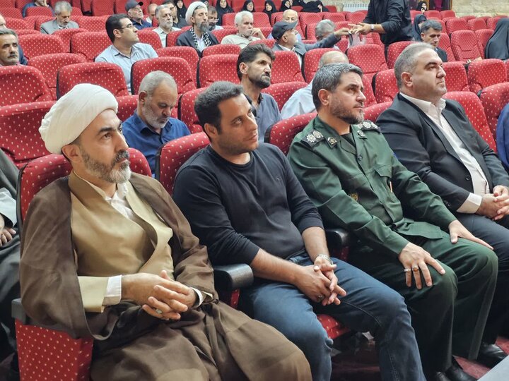 تصاویر / همایش طلایه‌داران حسینی در شهرستان بویین زهرا برگزارشد