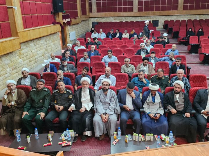 تصاویر / همایش طلایه‌داران حسینی در شهرستان بویین زهرا برگزارشد