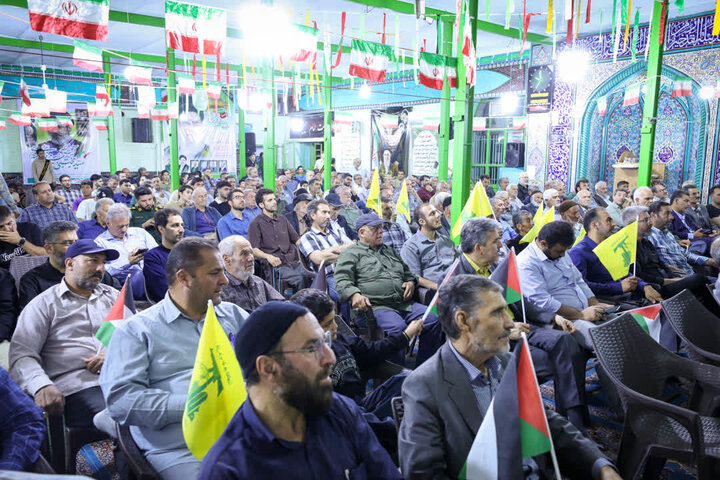 تصاویر / مراسم گرامیداشت شهدای جنگ دوازده روزه با حضور امام جمعه قزوین