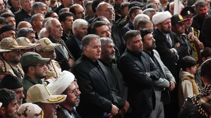تصاویر/ برگزاری مراسم وداع با پیکر مطهر شهید حسین رسولی در چالدران