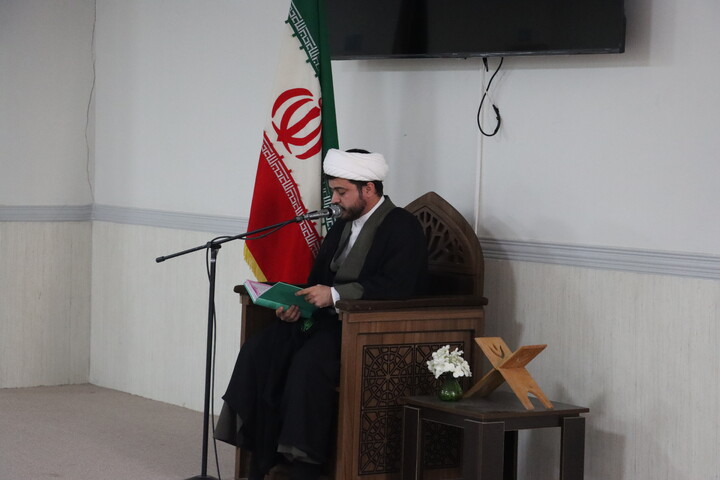جلسه طلایه داران تبلیغ ماه محرم ۱۴۰۵ ویژه ائمه جماعات مساجد و مبلغان اهواز