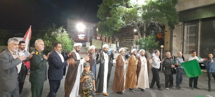 تصاویر/ مردم اسکو  پای کار نظام و رهبری