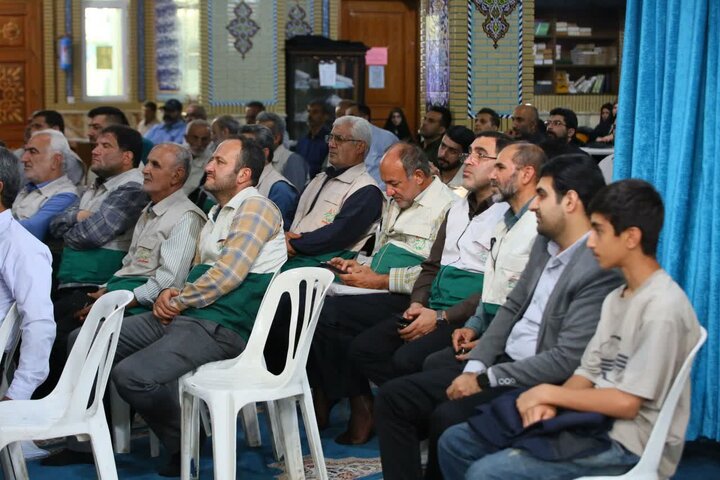 تصاویر/ جلسه هم اندیشی کانونهای دفتر خدمت رضوی ساری با حضور نماینده ولی فقیه در استان