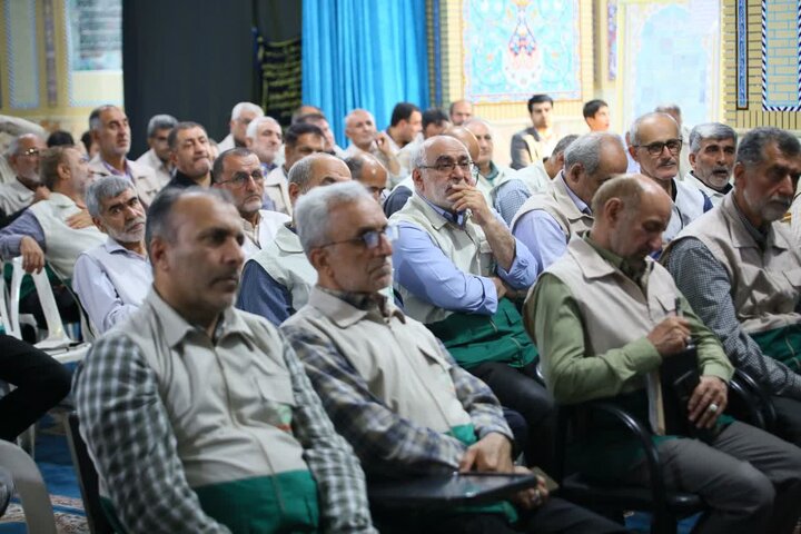 تصاویر/ جلسه هم اندیشی کانونهای دفتر خدمت رضوی ساری با حضور نماینده ولی فقیه در استان