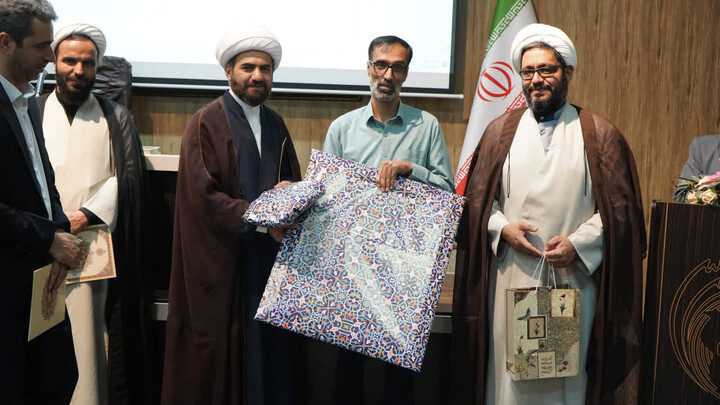 تصاویر | آیین تکریم و معارفه معاون فرهنگی و تبلیغی و تعدادی از مدیران دفتر تبلیغات اسلامی اصفهان