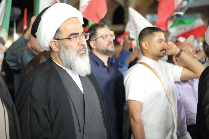 تصاویر/ حضور آیت‌الله فاضل لنکرانی در اجتماع مردم یزد