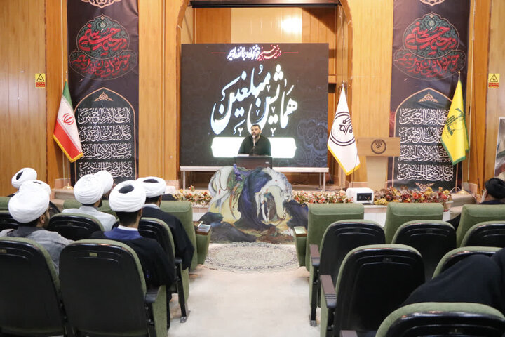 تصاویر/ همایش مبلغین و روحانیون شهرستان زاهدان