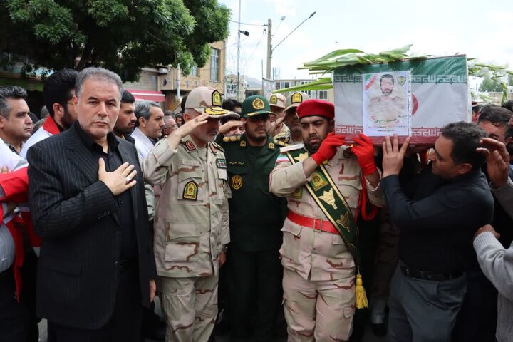 تصاویر/ مراسم تشییع پیکر مطهر شهید والا مقام حسین رسولی در چالدران