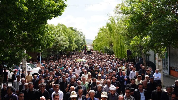 تصاویر/ مراسم تشییع پیکر مطهر شهید والا مقام حسین رسولی در چالدران