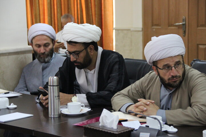 تصاویر / اولین دوره کارگاه آموزش وصیت نامه نویسی در مرکز مدیریت حوزه علمیه استان قزوین (روز دوم )