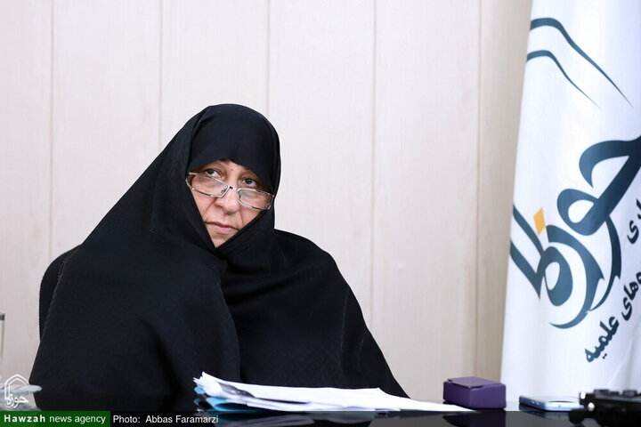 طراحی و اجرای نظام جامع تعلیم و تربیت در جامعه‌الزهرا (س) / مسیری که برای تحقق «حوزه پیشرو و سرآمد» طی می‌شود