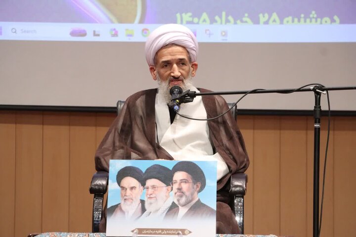 تصاویر / هفتمین اجلاس سراسری نماز دانش‌آموزی مازندران در ساری