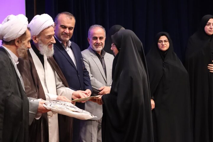 تصاویر / هفتمین اجلاس سراسری نماز دانش‌آموزی مازندران در ساری