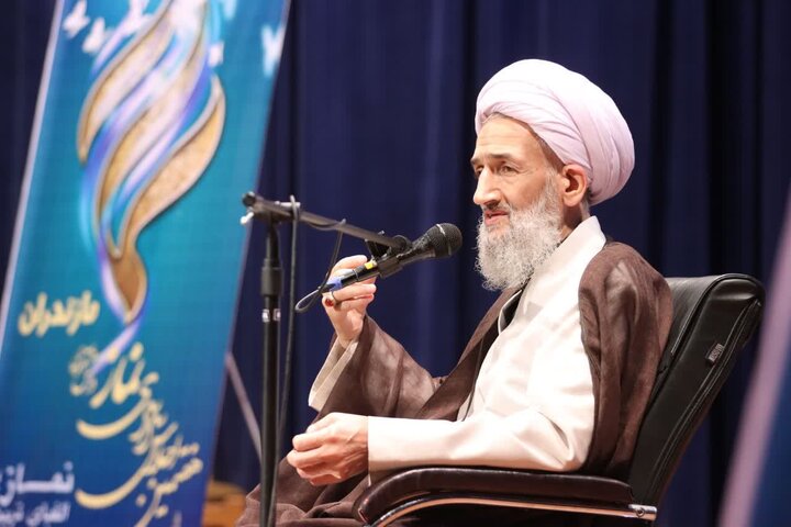 تصاویر / هفتمین اجلاس سراسری نماز دانش‌آموزی مازندران در ساری