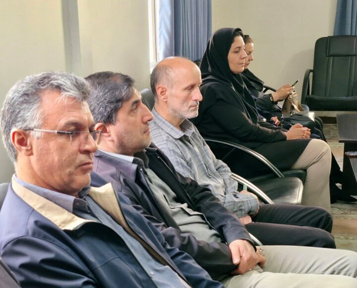 تصاویر/ دیدار کارکنان جهاد کشاورزی خلخال با امام‌ جمعه خلخال