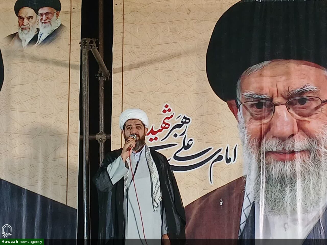 حضور مردم دسیسه‌های دشمن را خنثی کرد