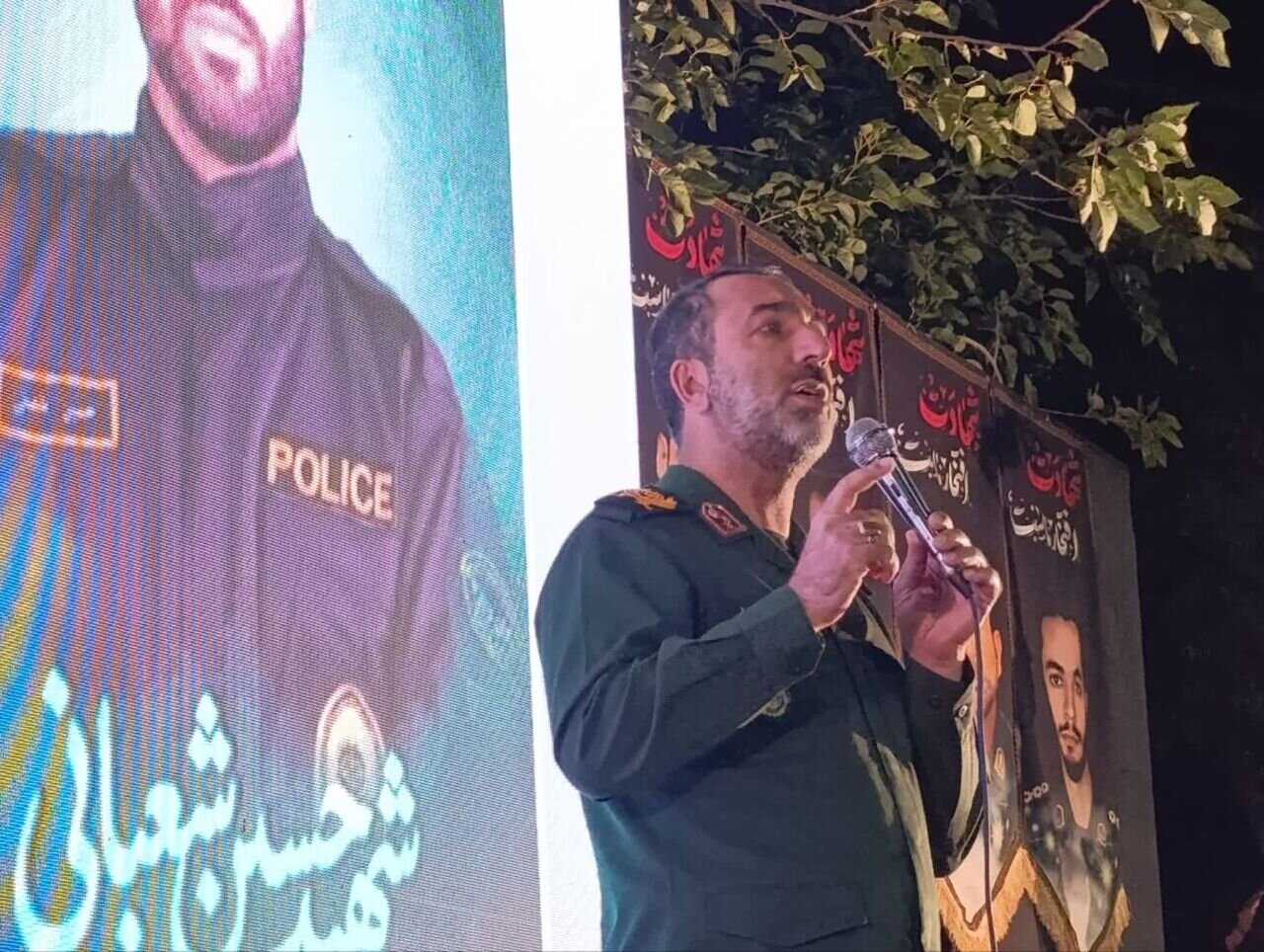 خروج آمریکا از منطقه و رفع کامل تحریم‌ها، مطالبه قطعی ملت ایران است